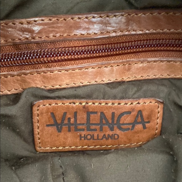 Tan Leather Shoulder Bag and Wallet with Woven Texture - Picture 2 of 9